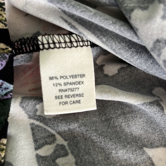 Floral dress with swing skirt, by Mudd. Size M, teenager - Picture 5 of 10